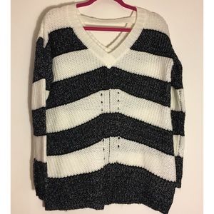 Boutique > Sweater